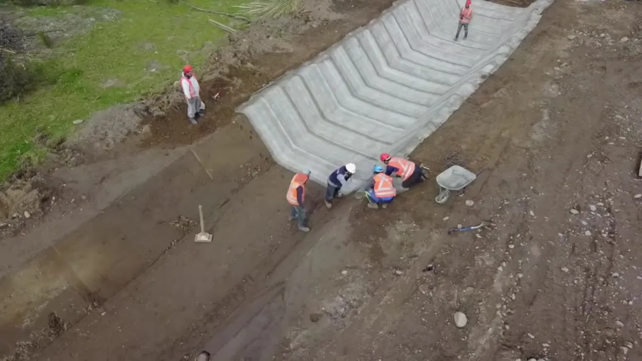 Concrete Canvas aplicado em canal de drenagem